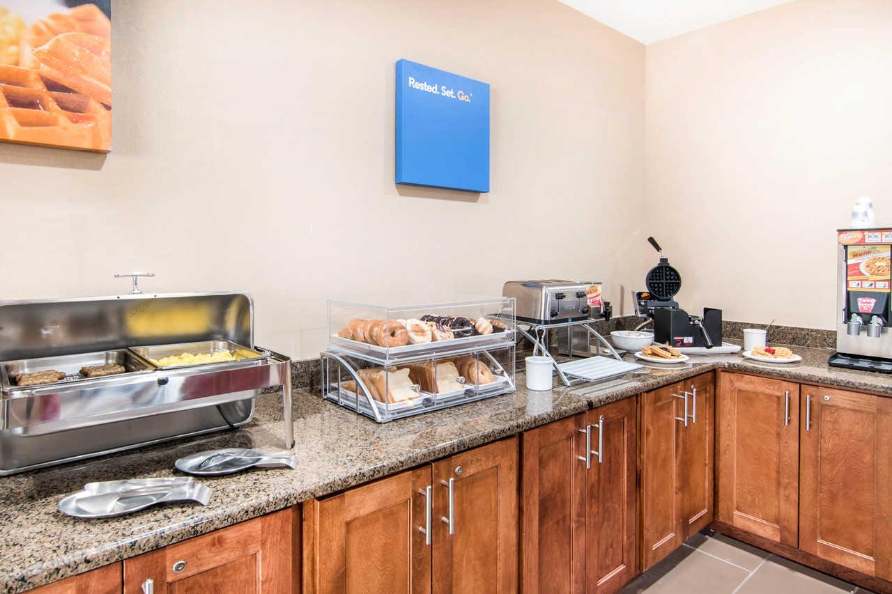 Comfort Inn & Suites Junction City - Near Fort Riley Dış mekan fotoğraf